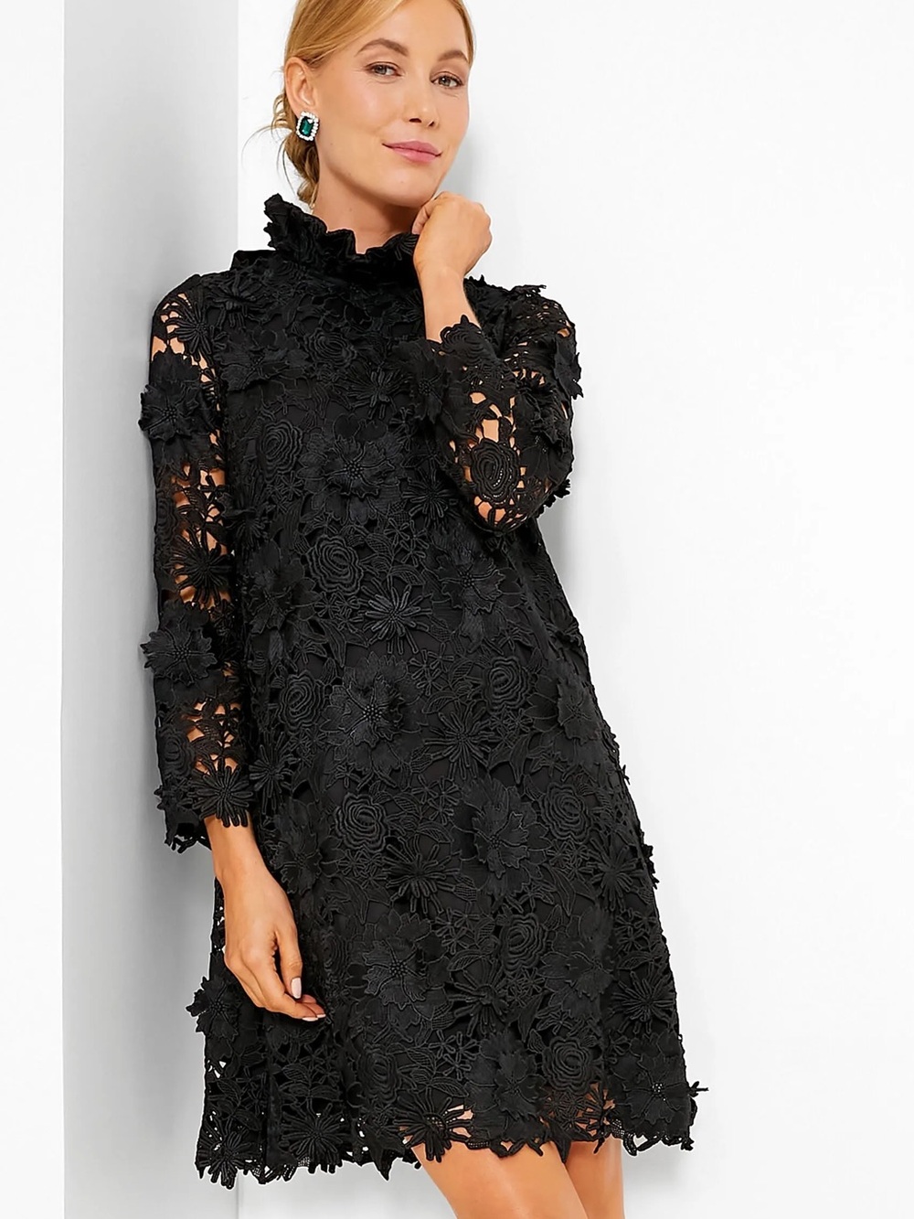 NWOT Tuckernuck  Beautiful Floral Guipure Lace Daphne Mini Dress Black